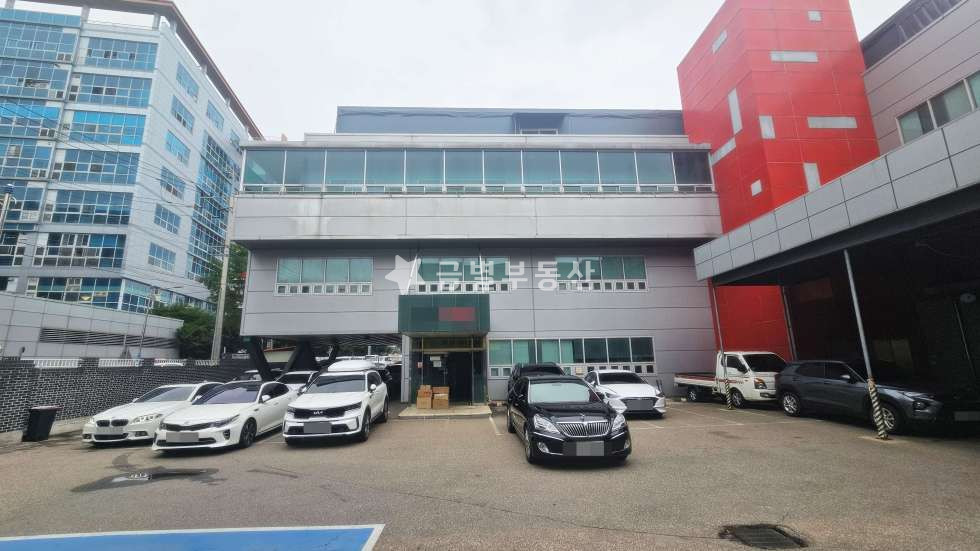 경기 김포시 양촌읍 학운리 나동 학운산업단지 중심지 깔끔한 대형 단독공장 매매 전기차충전기 화물승강기 매매 매물번호 11747 사진 4