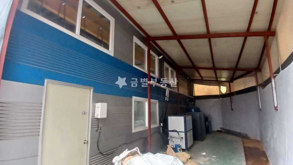 경기 김포시 하성면 원산리 원산리 단독공장 임대 (전용 134평) 내부 사무실 월세 매물번호 10203 사진 10